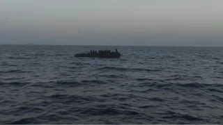 İzmir açıklarında 51 kaçak göçmen yakalandı, 84 göçmen kurtarıldı