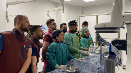 Kalbi delik hasta, ameliyatsız kapama işlemiyle sağlığına kavuştu