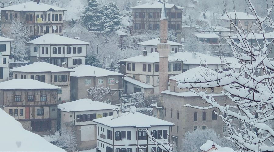 Kar, Safranbolu’da bir başka güzel