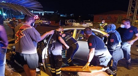 Kaza yapan polis hayatn kaybetti, ei yaraland