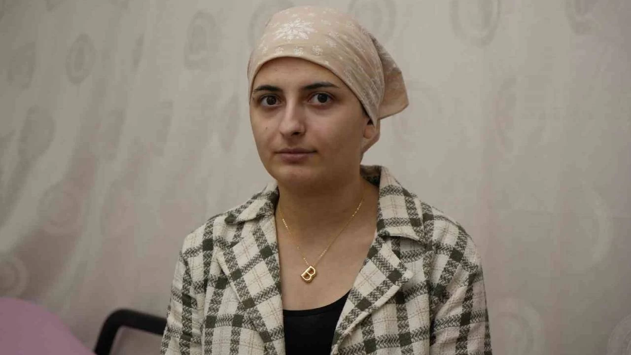 Komada geldiği hastaneden yürüyerek çıktı
