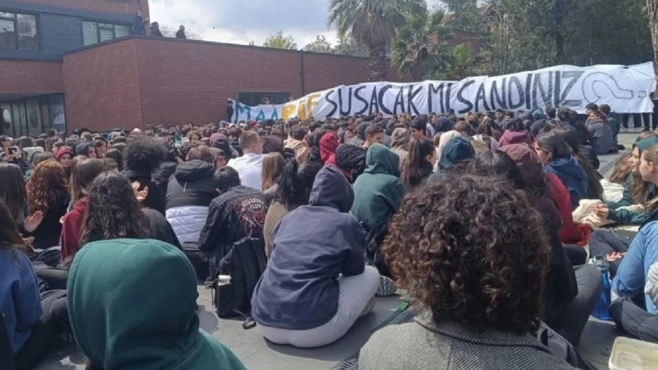 Liselerde tepki var, bakanlk ise hala sessiz