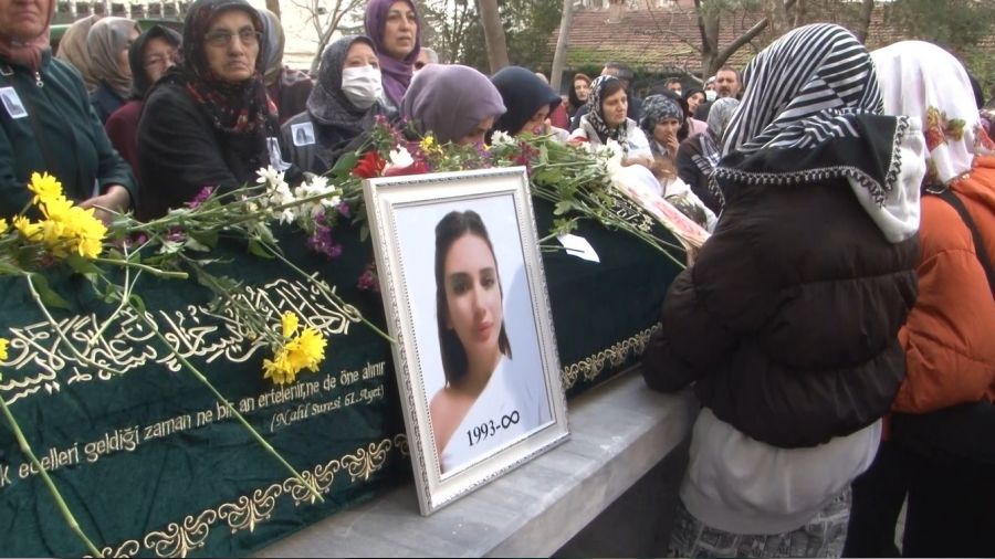Malta'da öldürülen Pelin son yolculuğuna uğurlandı