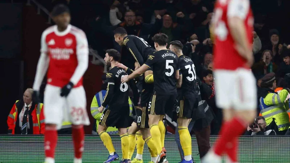 Manchester United, Arsenal'� 3-2 ma�lup etti
