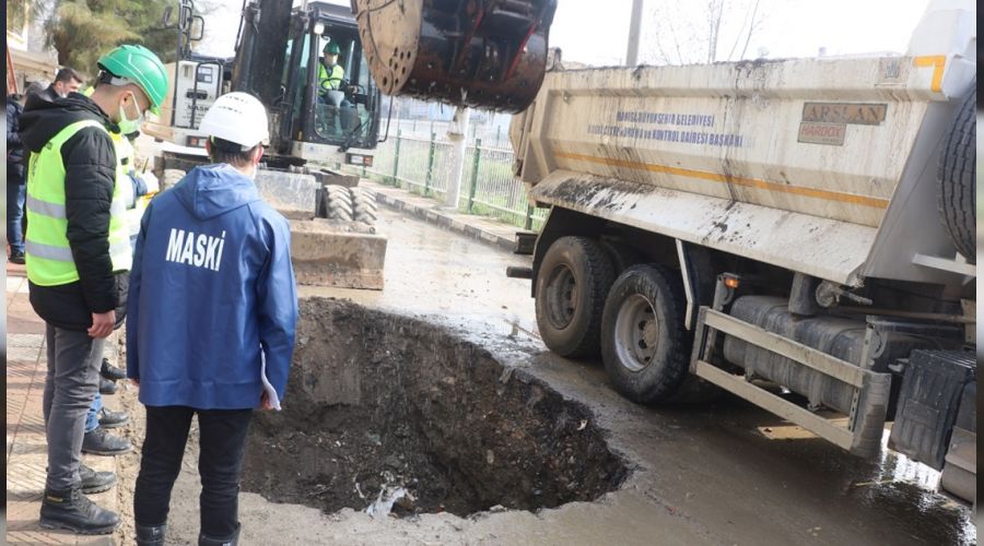 Manisa'da sa�anak sonras� 6 bin ton ��p ��kar�ld�