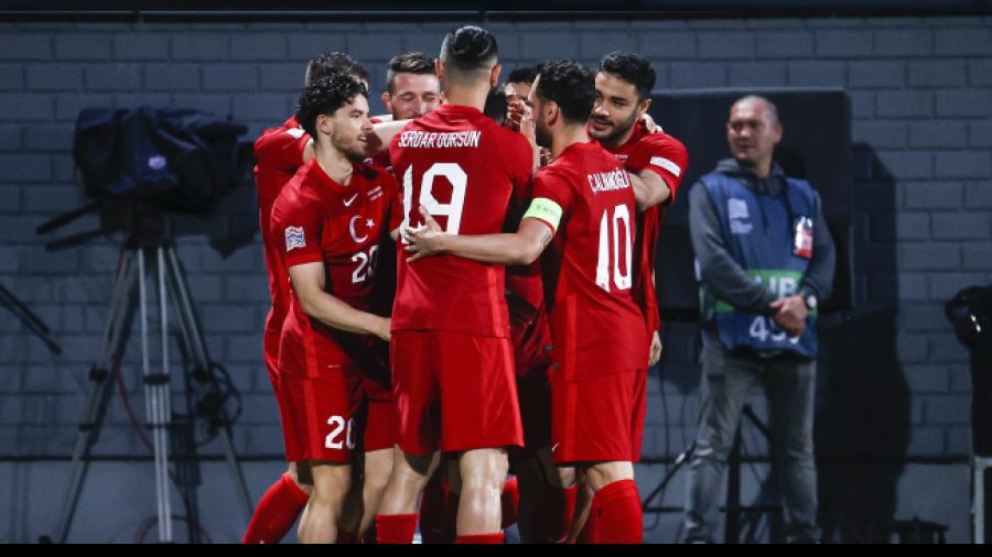 T�rkiye Litvanya'da gol olup ya�d� 