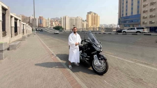 Motosikletle umre yolculuğunu tam 15 bin kilometreyle tamamladı