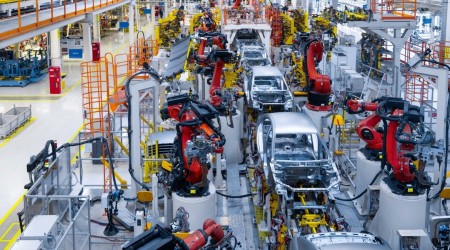 Otomotiv sektörü zorda