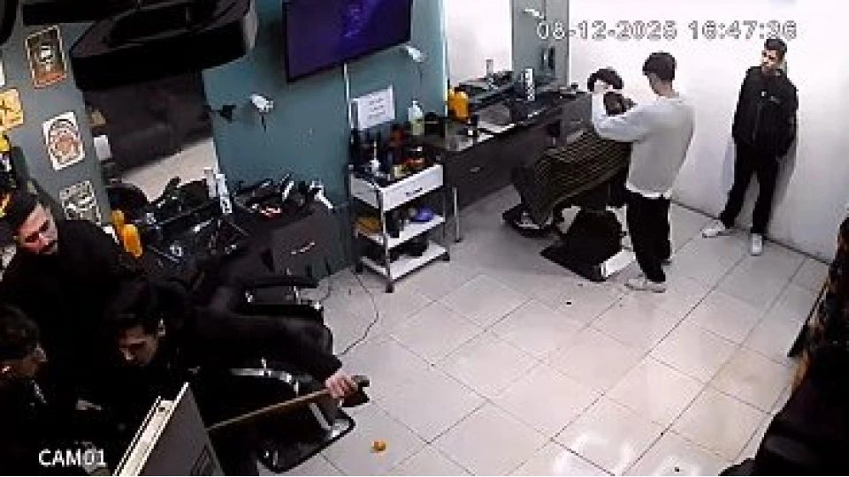 Oyuncak silahla Beinsports binas�n� basm��t�,12 y�l 3 aya kadar hapsi istendi