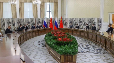 Putin ve Şi'den ABD'ye 'tek kutuplu dünya bitti' mesajı