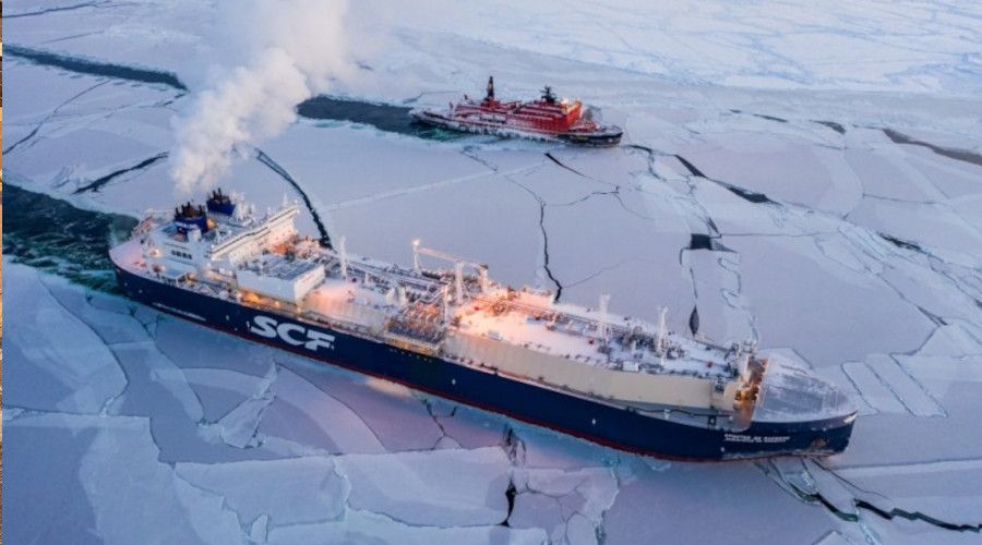 Rus gemisi tarihte ilk kez kn Kuzey Buz Denizi'ni geti