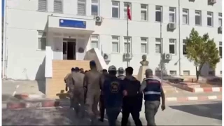 Şanlıurfa'da 11 milyon liralık telefon dolandırıcılığı operasyonu: 5 tutuklama