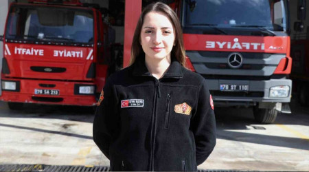 Tarihi ilenin ilk kadn itfaiyecisi