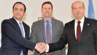 Tatar'dan, Rum Lider Hristodulidis'in "üçlü görüşme" iddialarına yalanlama