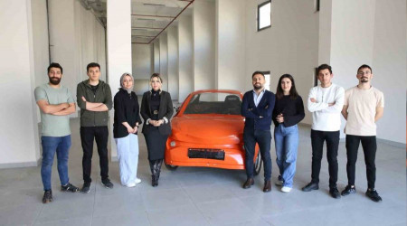 Üniversite öğrencilerinden hidrojen yakıtlı otomobil