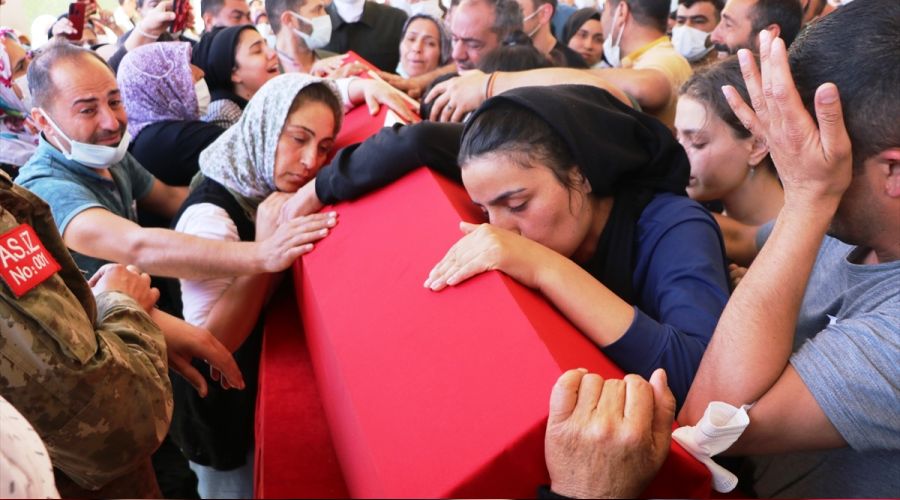 Uzman Onba�� Kaya son yolculu�una u�urland�