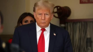 WSJ, Trump'ın ek gümrük vergilerini "tarihin en aptal ticaret savaşı" olarak değerlendirdi