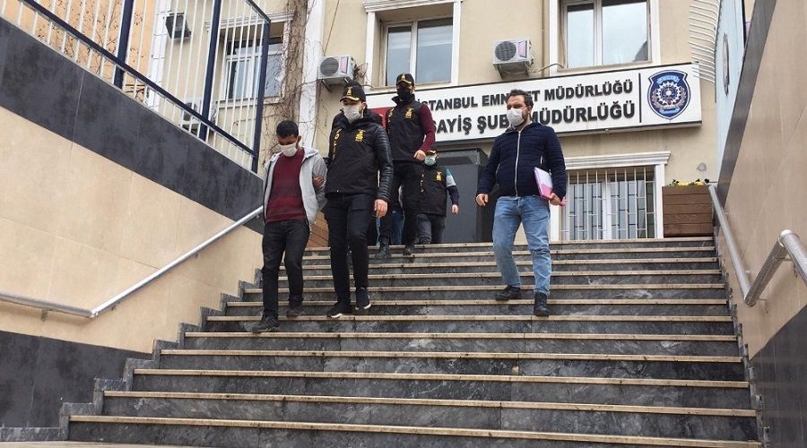 Yaşlı kadınları 'FETÖ' ile korkutmuşlar