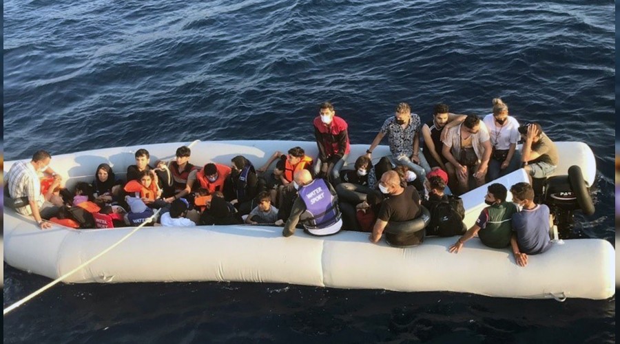 Yunan Sahil Güvenliği yine ölüme itti