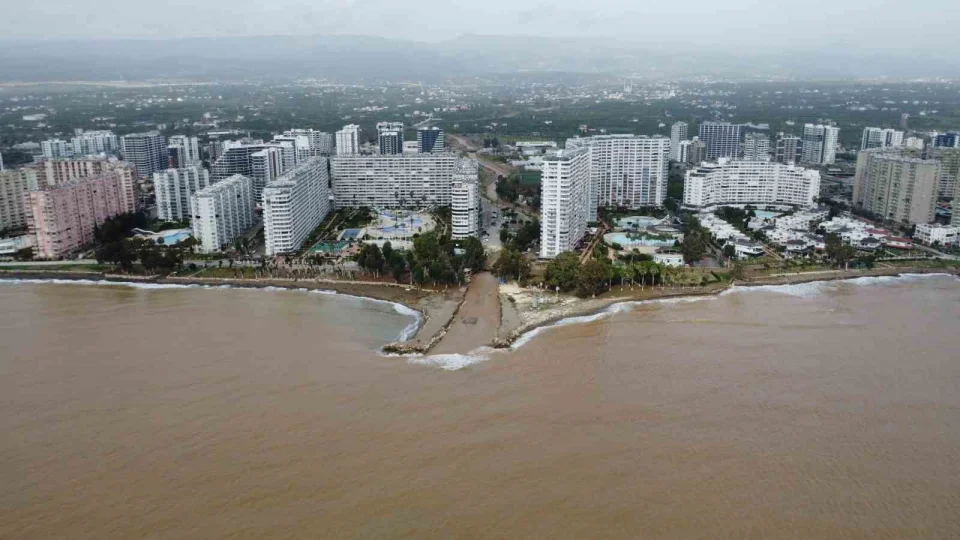 30 milyonluk yazl�klar�n �n�nde 'ekmek' m�cadelesi