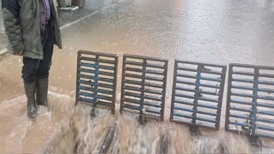 Adana b�yle ya��� g�rmedi