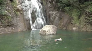 Ağaran Şelalesi gelen turistleri kendine hayran bırakıyor