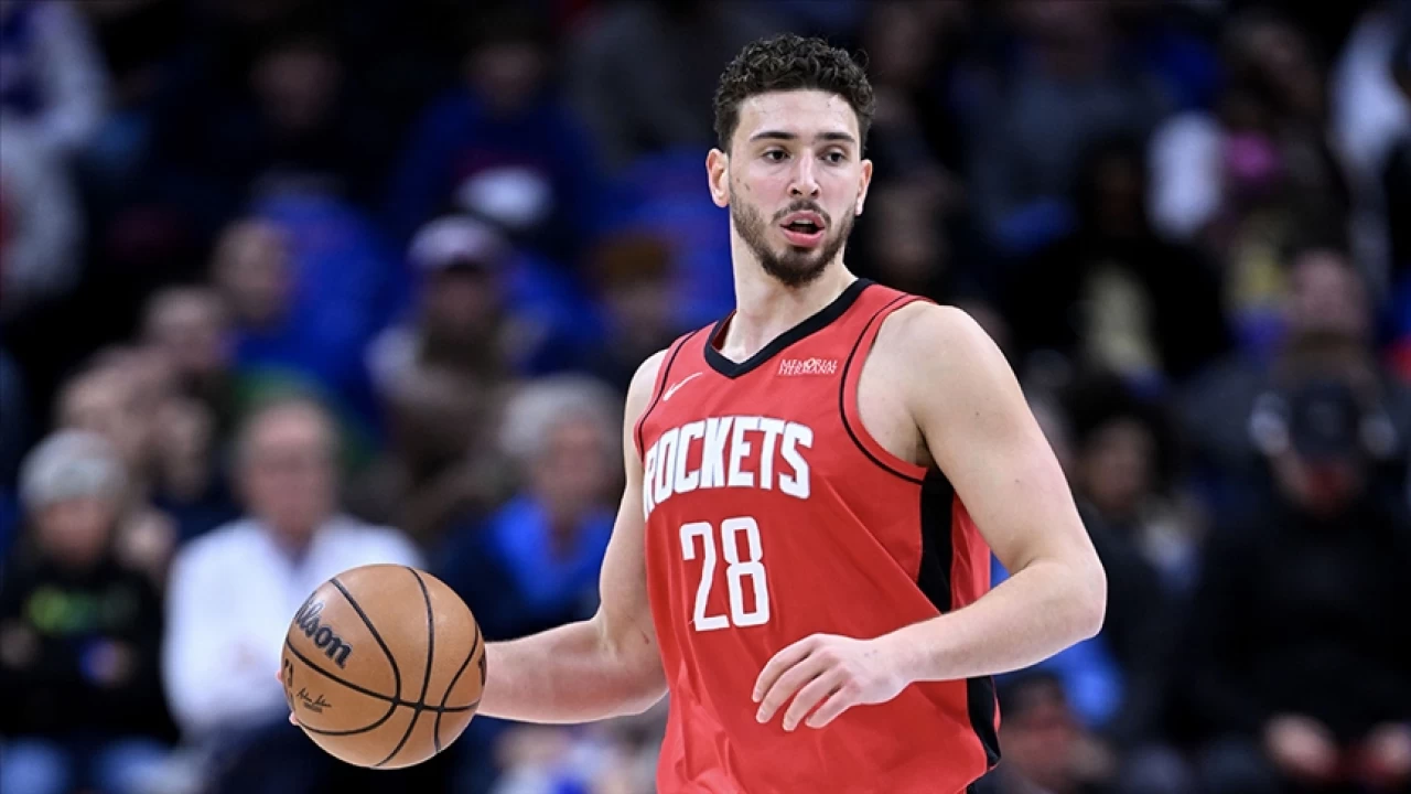 Alperen Şengün "double-double" yaptı