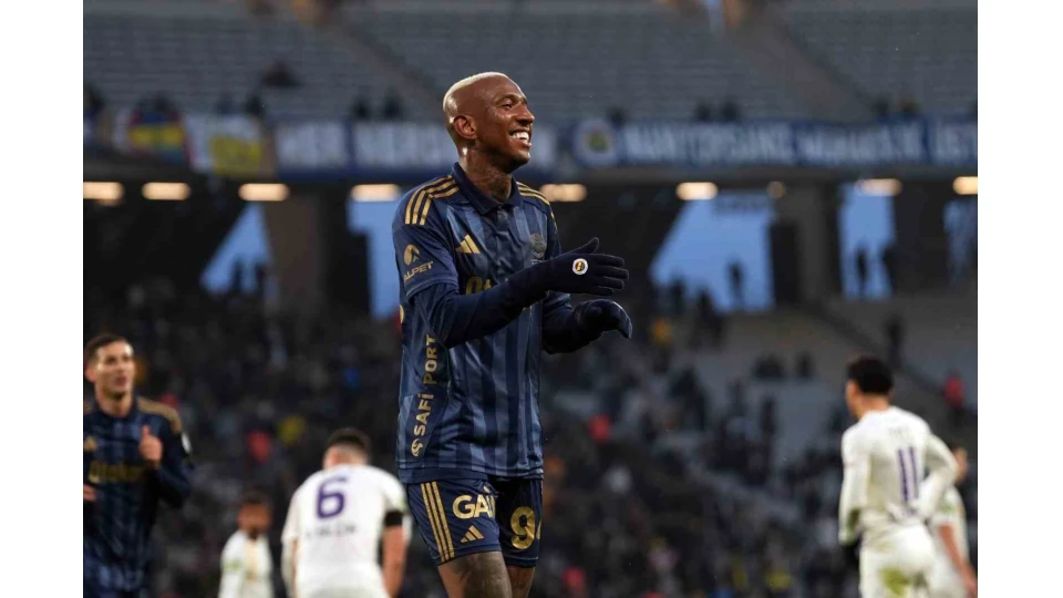 Anderson Talisca gollerine devam etti