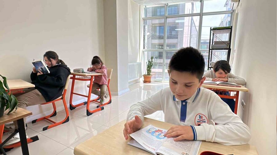 Ara tatilde �ocuklara teknoloji uyar�s�