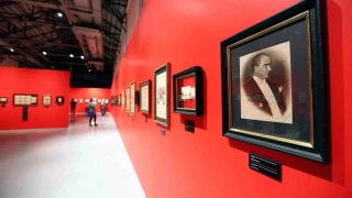 Atatürk sergisi İstanbul'da açıldı