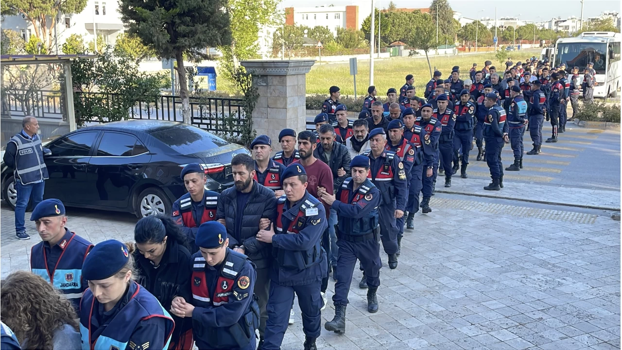 Aydın'da sahte vekaletnameyle gayrimenkul satan çeteye baskın