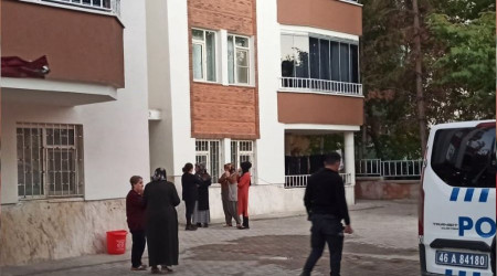Balkondan düşen genç hayatını kaybetti