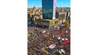 Binlerce Ankaral Filistin'e destek iin yrd