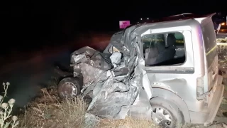 Bolu'daki kazada aralar hurdaya dnd: 1 l, 1 yaral
