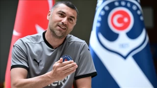 Burak Ylmazdan Osimhen mi Icardi mi sorusuna net yant