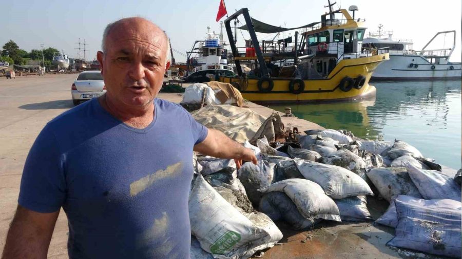 Denizden balık yerine çuval çuval pirinç çıktı