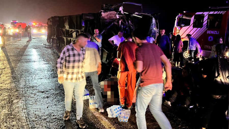 Denizli'de yine trafik facias� : 3 �l�