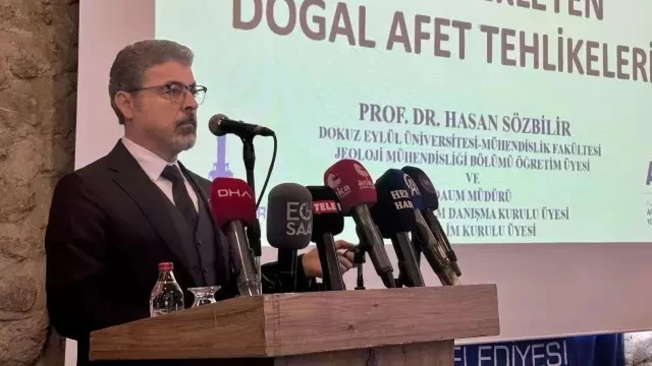 Ege'ye tsunami uyarısı