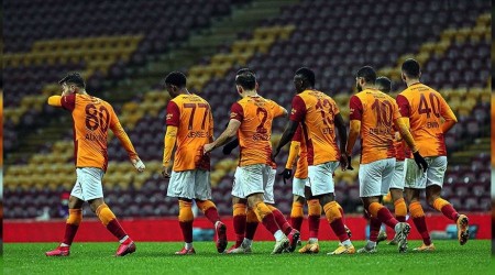 Eksik Galatasaray zor dönemeçte