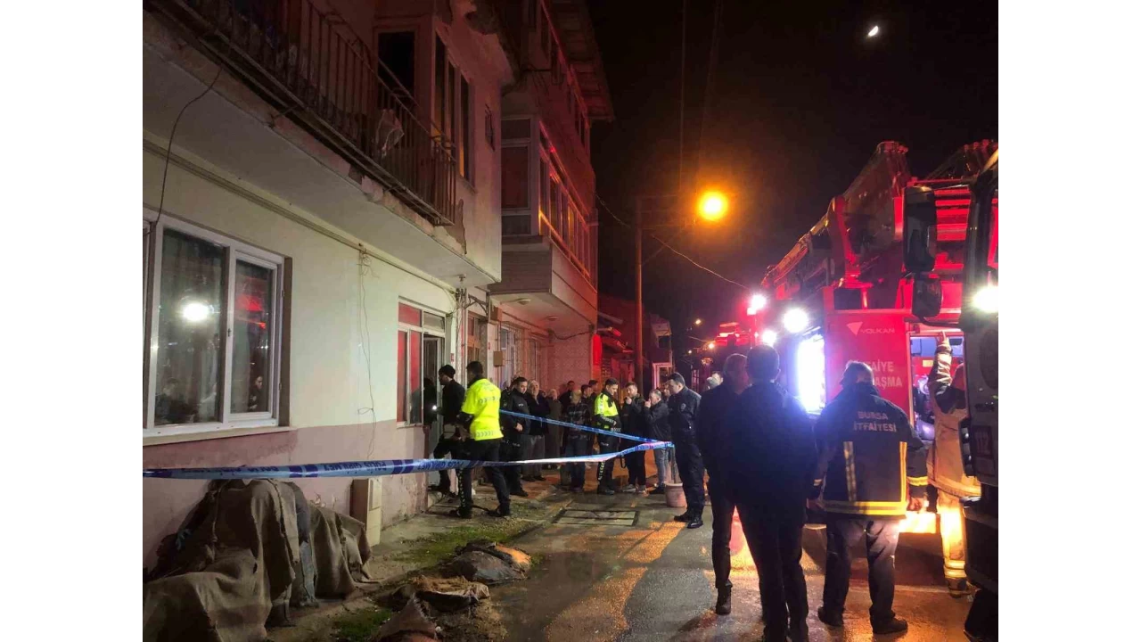 Evde ��kan yang�nda 3 ayl�k bebek ve 4 ya��ndaki �ocuk hayat�n� kaybetti