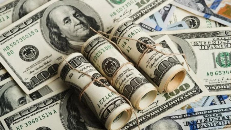 Faiz artt�, dolar da art�yor