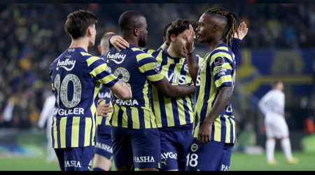 Fener Valencia'nın gol şovu ile kazandı