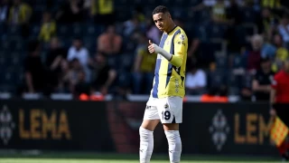 Fenerbahçe’ye dev teklif!