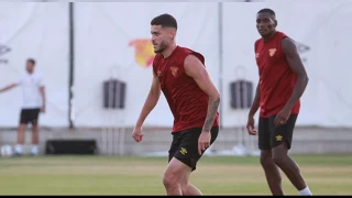 Göztepe orta şeritten gidiyor