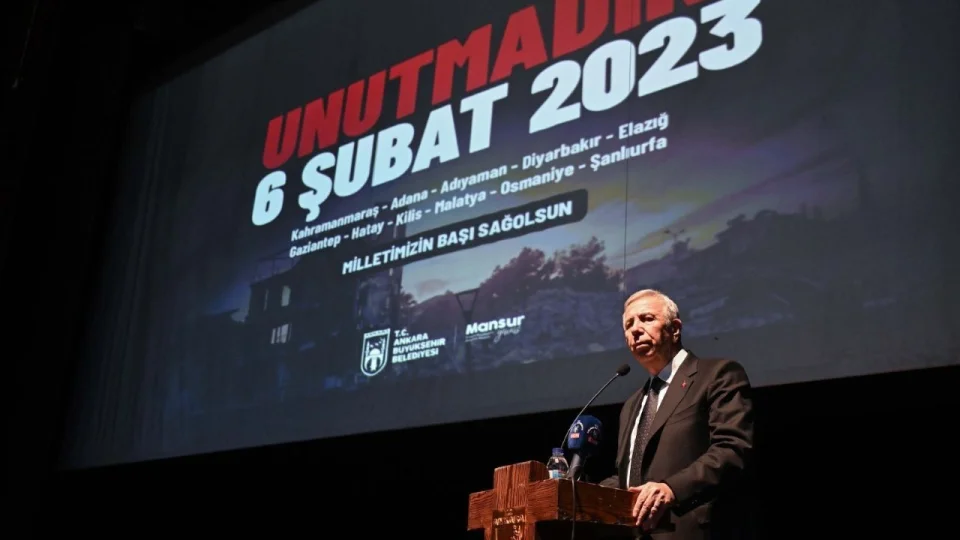 "Hala 900'e yak�n depremzedeyi misafir ediyoruz"