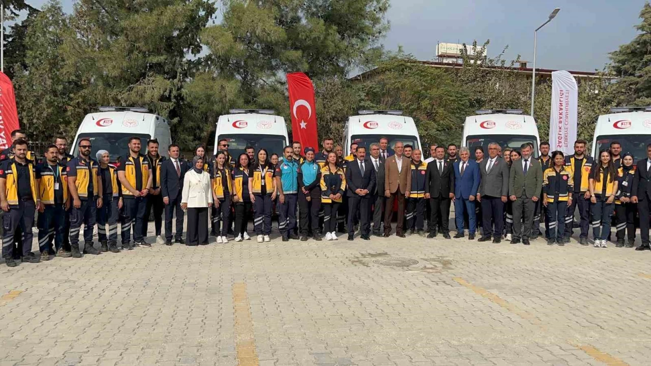 Hatay'da 12 yeni ambulans hizmete alındı