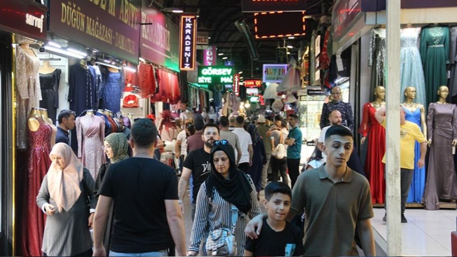  Her ay 9 bin 700 kepenk kapan�yor!