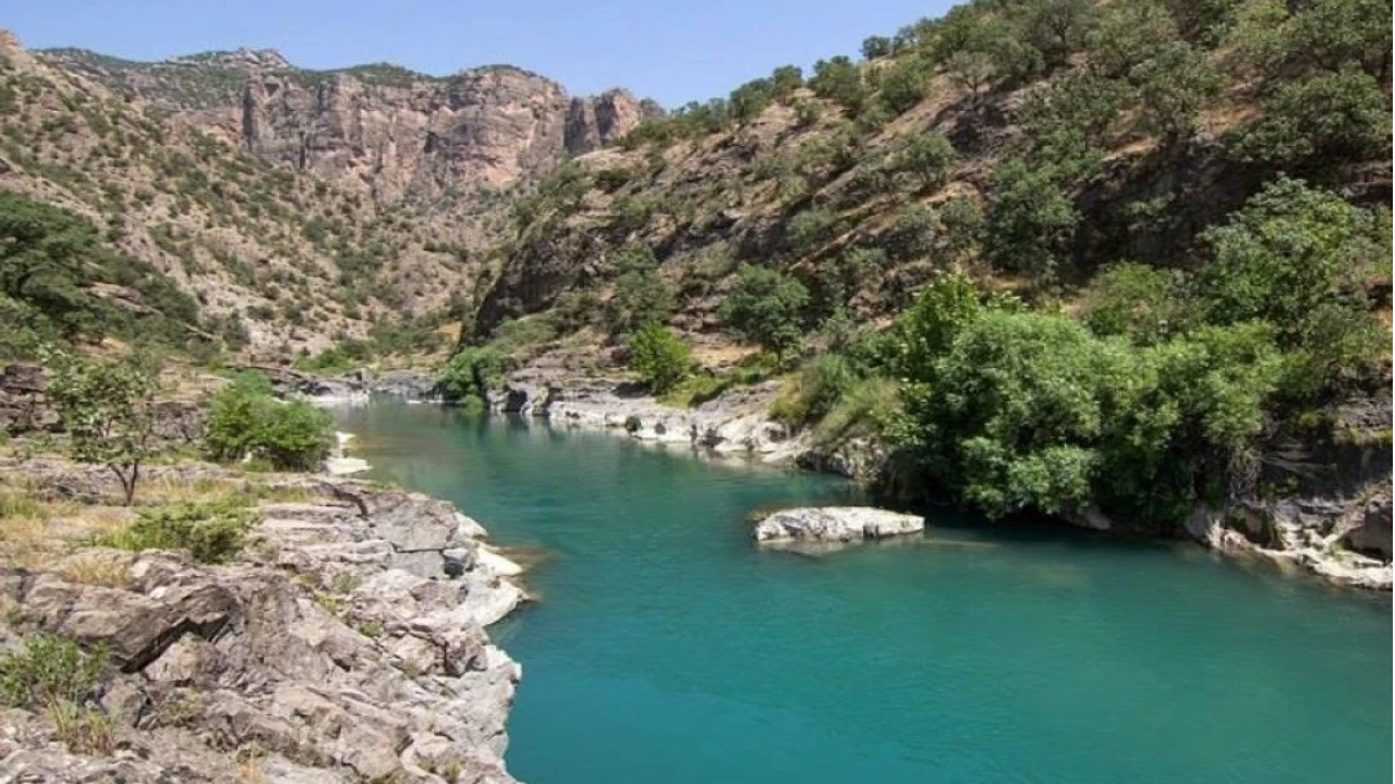 Hezil ay: Trkiye-Irak snrn belirleyen doal bir izgi