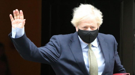 ngiltere Babakan Johnson'dan maske mjdesi