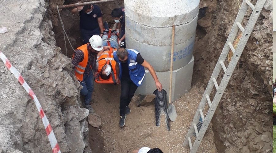 �� makinesi �apt�, kanalizasyon �ukuruna d��t�